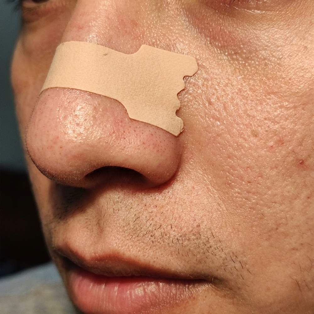 <p><em><strong>Trusted by 90,000+ customers</strong></em></p>