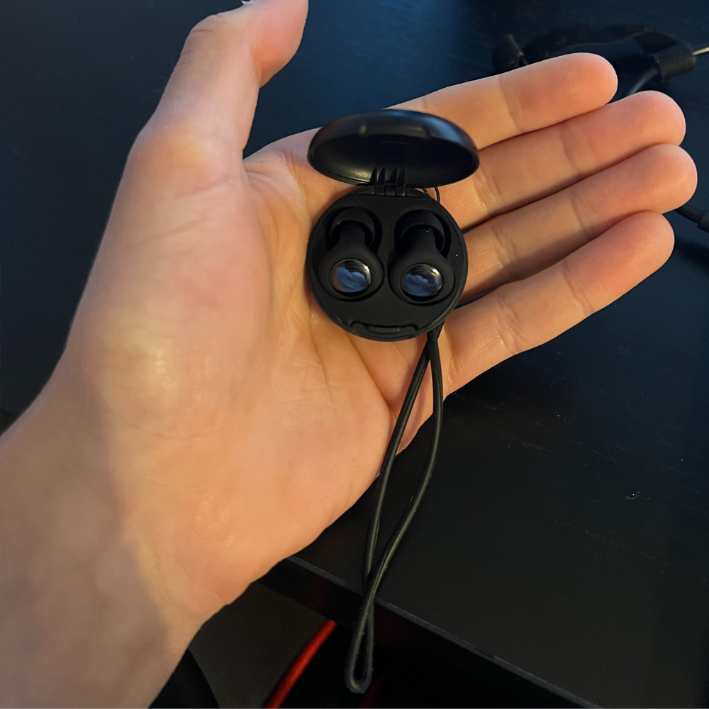 <p><em><strong>Trusted by 90,000+ customers</strong></em></p>