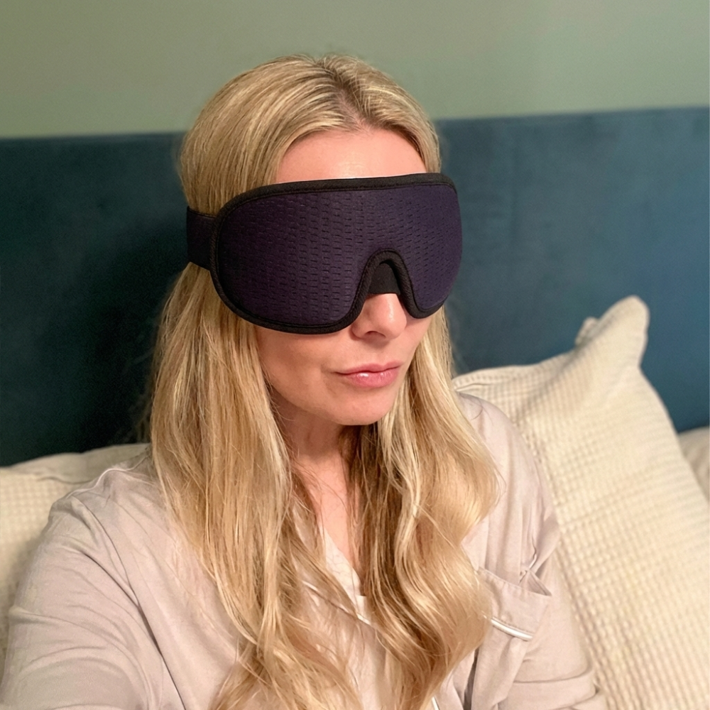 <p><em><strong>Trusted by 90,000+ customers</strong></em></p>